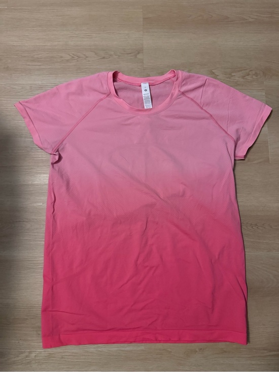 lululemon athletica Tops - Lululemon Swiftly Short Sleeve Shirt 2.0 size 14